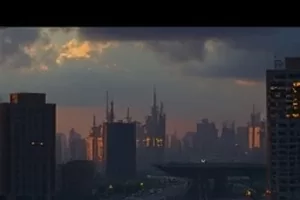 《铁皮鼓手》地下通道里少年敲击铁皮鼓的侧影
